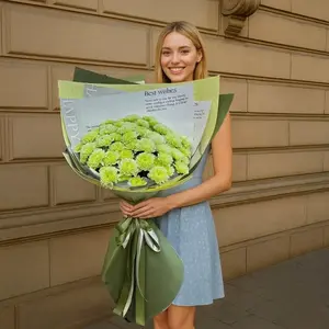 Букет гигант из зеленых хризантем